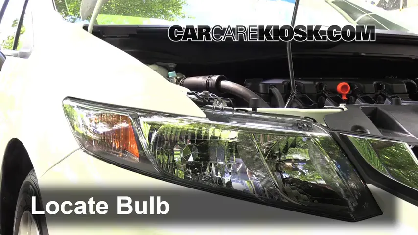 2014 Honda Civic LX 1.8L 4 Cyl. Sedan Lights Turn Signal - Front (replace bulb)